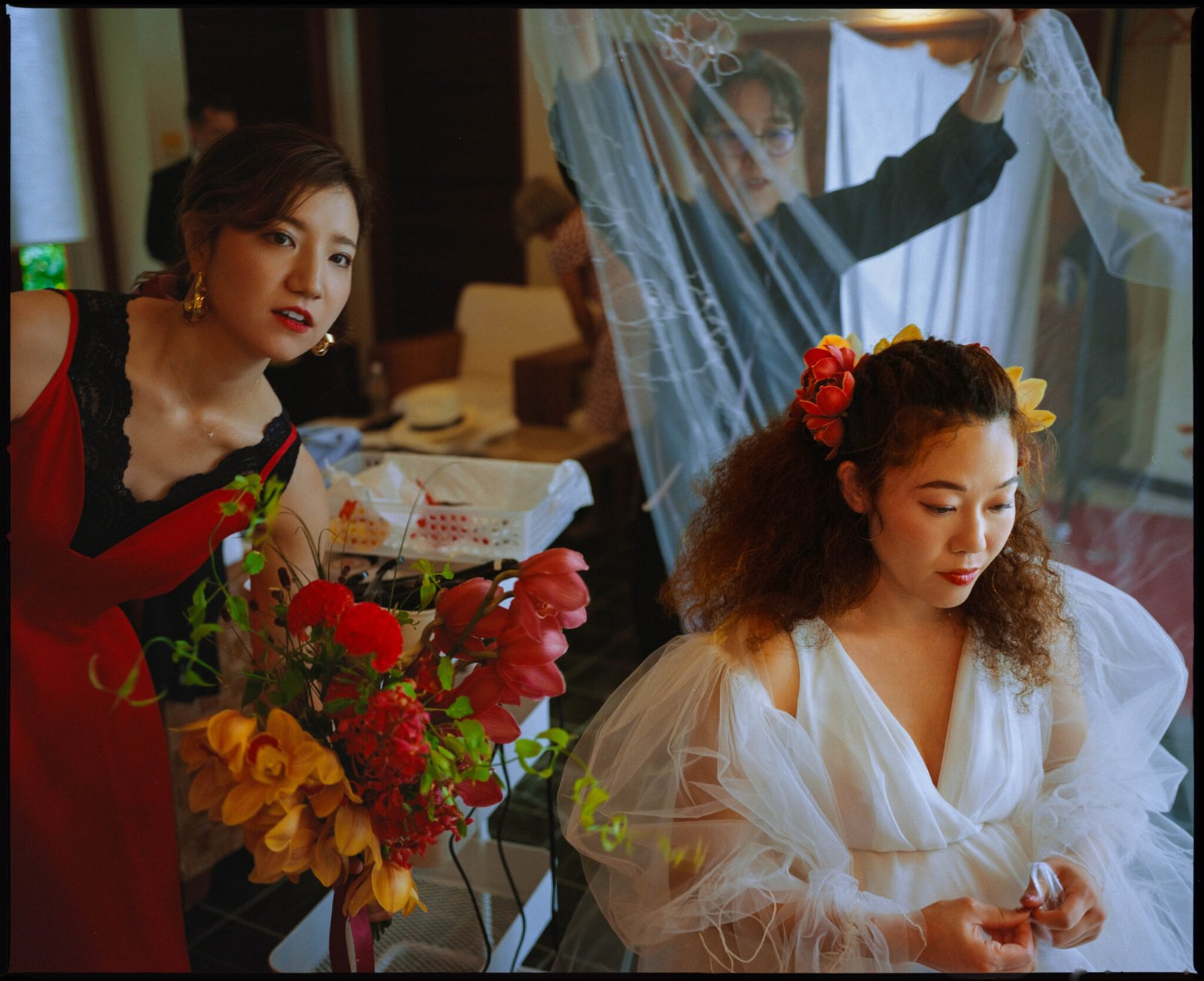 The bride getting ready with her bouquet, Sugano & Jonas wedding in Okinawa