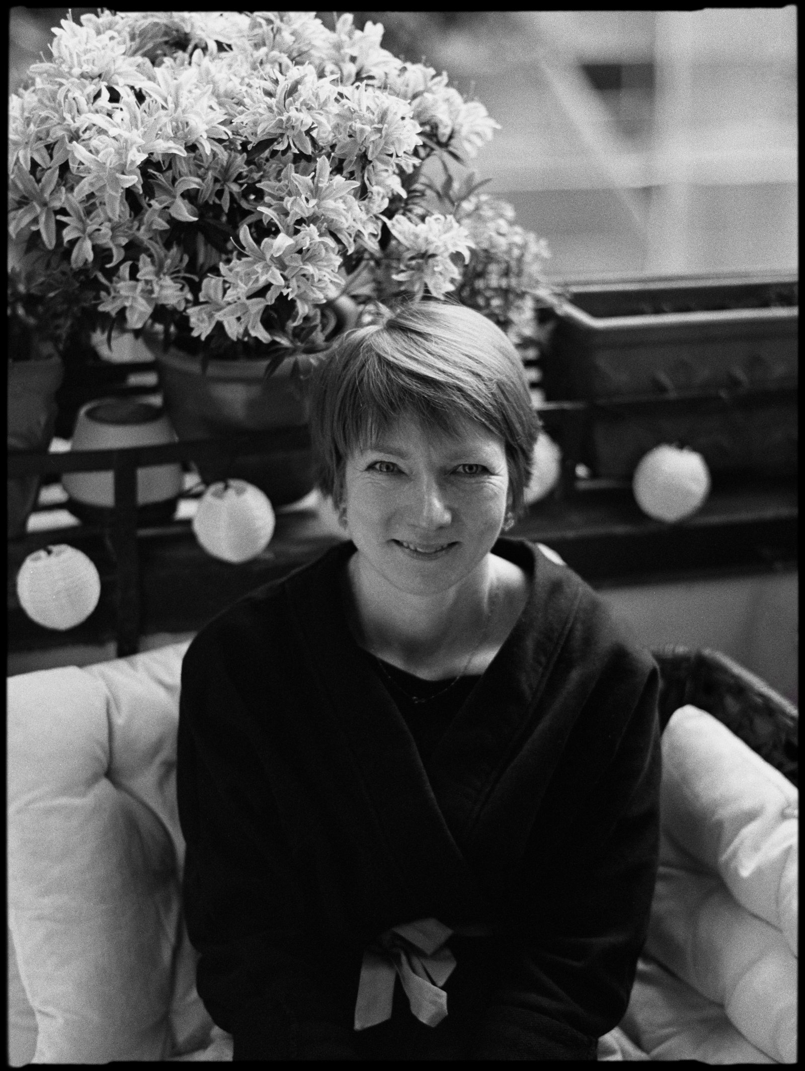 Portrait of Martina Manz, analogue film wedding photographer in Berlin